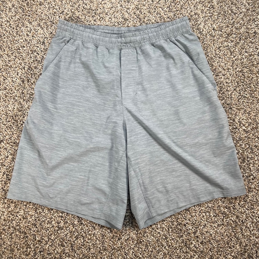 Lululemon Mens Size M Grey Space Dye Athletic Training Shorts Drawstring 9 Inch